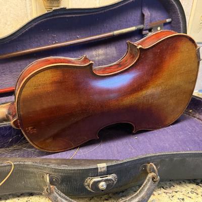 Violin-no name-please look at pictures