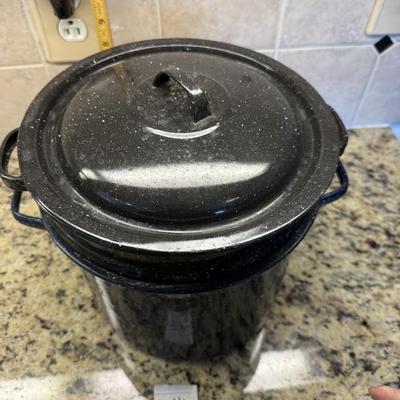 Double boiler enamel pot