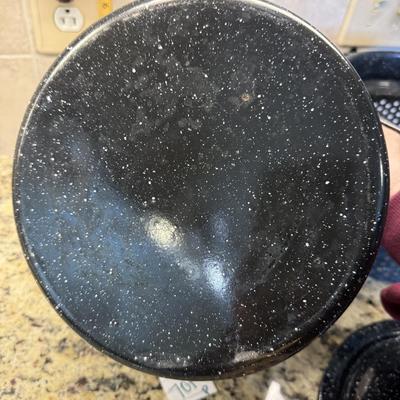 Double boiler enamel pot