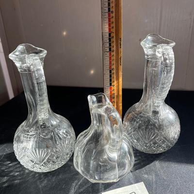 Set of 3 cruets