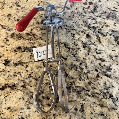 World beater hand mixer