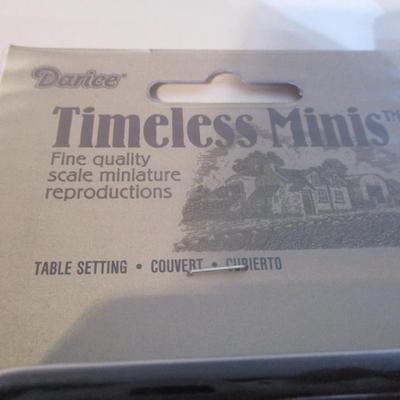 New - Darice Crafts Timeless Minis Wooden Furniture Choice HH/II (See All Pictures)