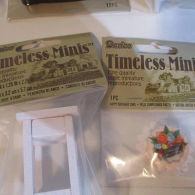 New - Darice Crafts Timeless Minis Wooden Furniture Choice HH/II (See All Pictures)