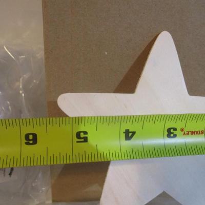New In The Package Holiday Crafting Items Choice JJ/KK (See All Pictures)
