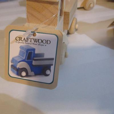New In The Package Holiday Crafting Items Choice JJ/KK (See All Pictures)