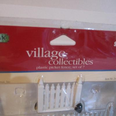 Darice Holiday Crafts - Lemax Village Collectibles Choice LL/MM (See All Pictures)