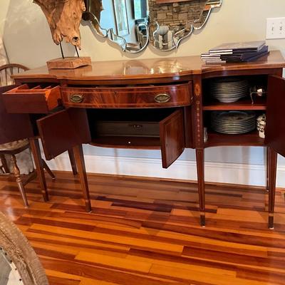 Federal Style Mahogany Locking Sideboard