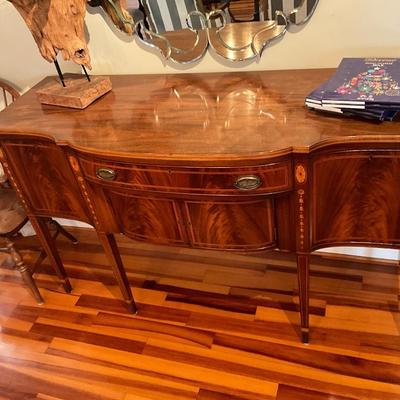 Federal Style Mahogany Locking Sideboard
