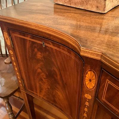 Federal Style Mahogany Locking Sideboard