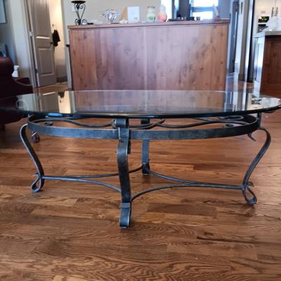 WROUGHT IRON W/BEVELED GLASS TOP COFFEE TABLE