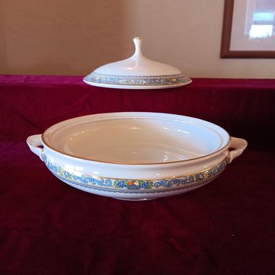 TRULY STUNNING LENOX PRESIDENTIAL COLLECTION "AUTUMN" SERVING DISH AND 2 SERVING BOWLS