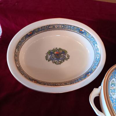 TRULY STUNNING LENOX PRESIDENTIAL COLLECTION "AUTUMN" SERVING DISH AND 2 SERVING BOWLS