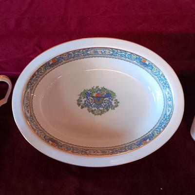STUNNING LENOX PRESIDENTIAL COLLECTION "AUTUMN" SHAKERS, CREAM/SUGAR SET AND SERVING DISH