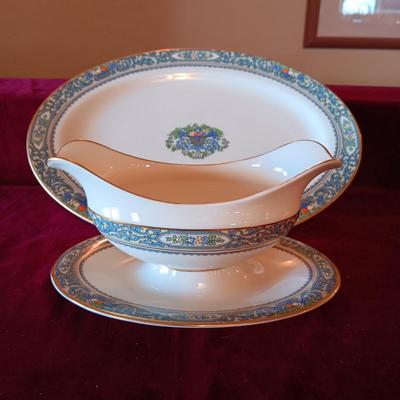 TRULY STUNNING LENOX PRESIDENTIAL COLLECTION "AUTUMN" PLATTER AND GRAVY BOAT