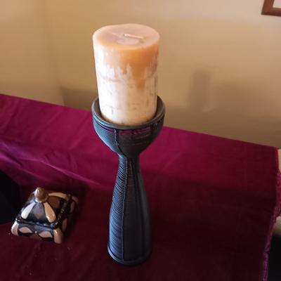 WEAVED METAL AND CERAMIC CANDLE HOLDERS PLUS CLAY TRINKET BOX