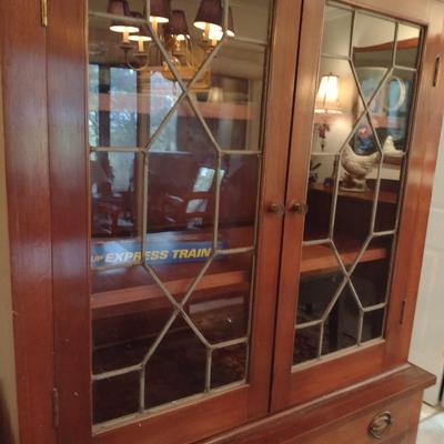 Wooden Storage Hutch with Leaded Glass Doors (No Contents)