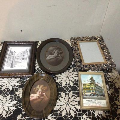 Vintage Small Picture Lot