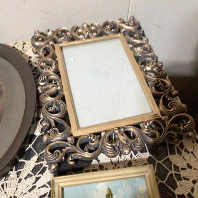 Vintage Small Picture Lot