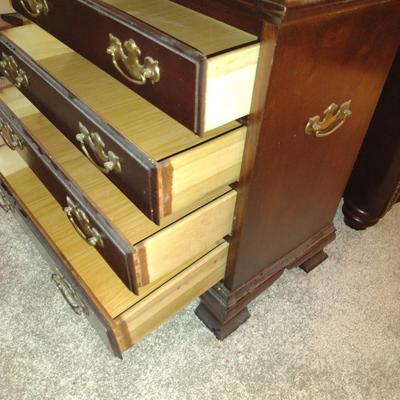 Wooden Chippendale Style Four Drawer Bachelor's Chest- Made by Hammary