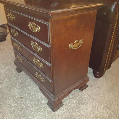 Wooden Chippendale Style Four Drawer Bachelor's Chest- Made by Hammary