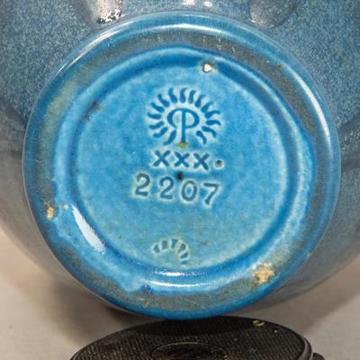 1930S ROOKWOOD VASE