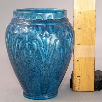1930S ROOKWOOD VASE
