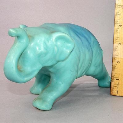EARLY 1900S VAN BRIGGLE MING FINISH ELEPHANT