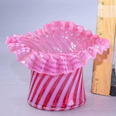 FENTON CRANBERRY STRIPED OPALESCENT VASE