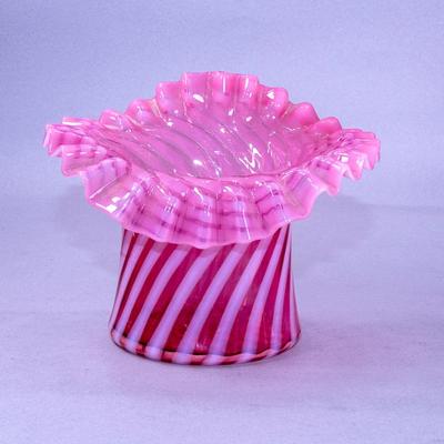 FENTON CRANBERRY STRIPED OPALESCENT VASE