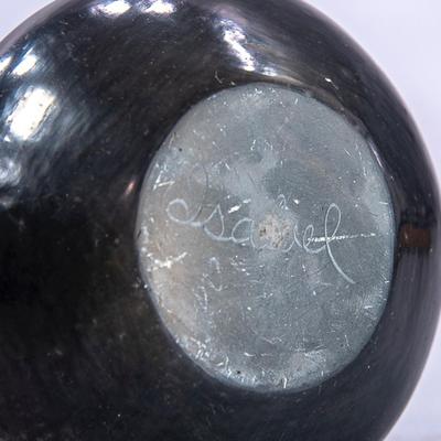 SAN ILDEFONSO VASE BY ISABEL PENA