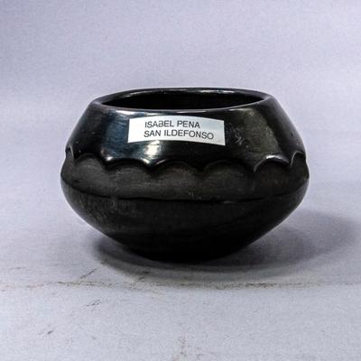 SAN ILDEFONSO VASE BY ISABEL PENA