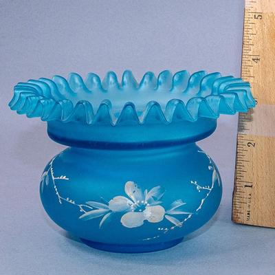 HAND PAINTED RUFFLE TOP ROSE BOWL