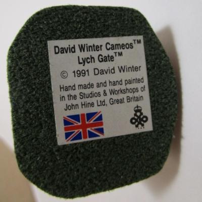 David Winter cameo cottage, Lych Gate