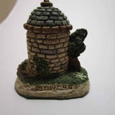 David Winter cameo cottage, One Man Jail