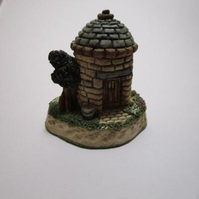 David Winter cameo cottage, One Man Jail