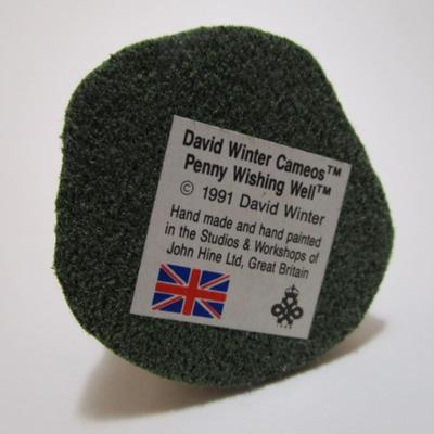 David Winter cameo cottage, Penny Wishing Well