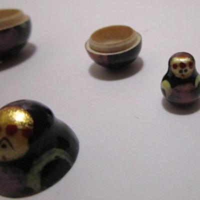 Matryoskha Russian Nesting dolls