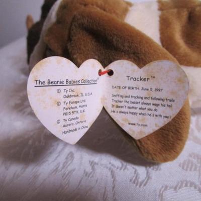 2 Ty Beanie Original Babies (1 Basset Hound, 1 Buffalo)