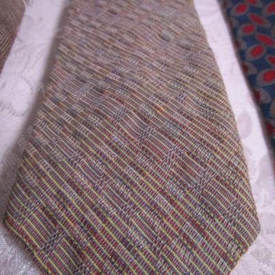 4 men's ties