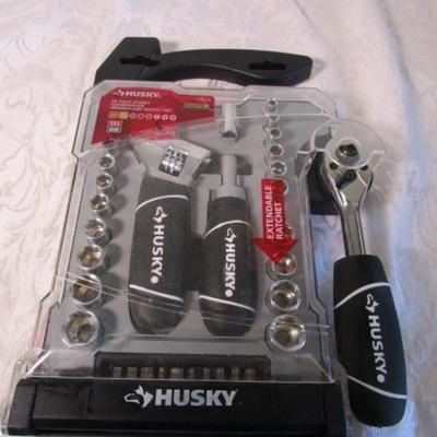 Husky 46-piece stubby combination wrench & socket set