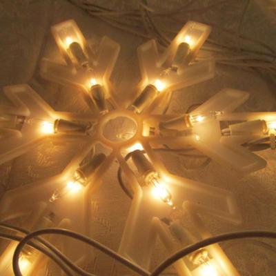String of 9 lighted snowflakes