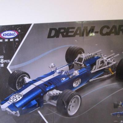 Xingbao Dream Car Model XB-03022 (like Legos)