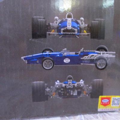 Xingbao Dream Car Model XB-03022 (like Legos)