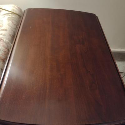 Hammary Wooden Chippendale Style Double Drop Leaf Side Table with Drawer (Choice B)