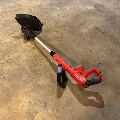 Black & Decker 16” Hedge Trimmer and Craftsman Weedwacker (B1-DZ)