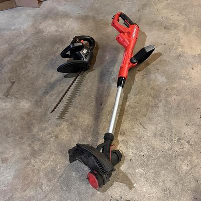Black & Decker 16” Hedge Trimmer and Craftsman Weedwacker (B1-DZ)