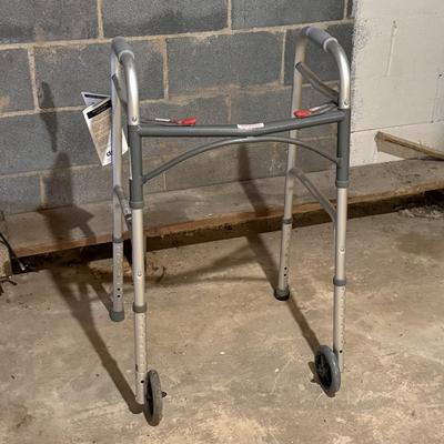Drive and Medline Walkers, Bath Seats, and More (B1-DZ)