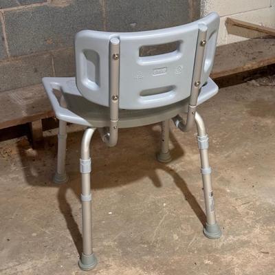 Drive and Medline Walkers, Bath Seats, and More (B1-DZ)