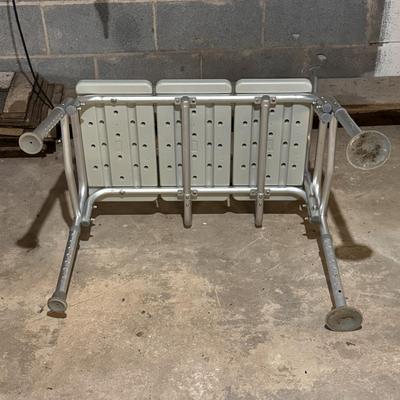 Drive and Medline Walkers, Bath Seats, and More (B1-DZ)