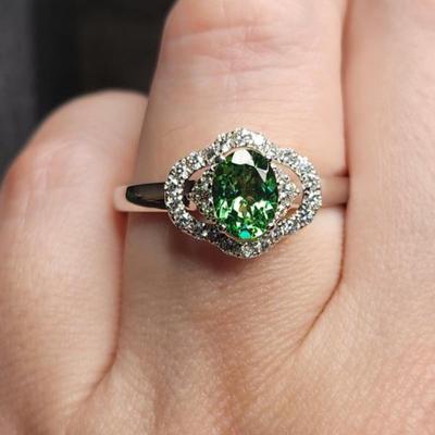 14k White Gold 1.39 Cttw Tsavorite Diamond Ring